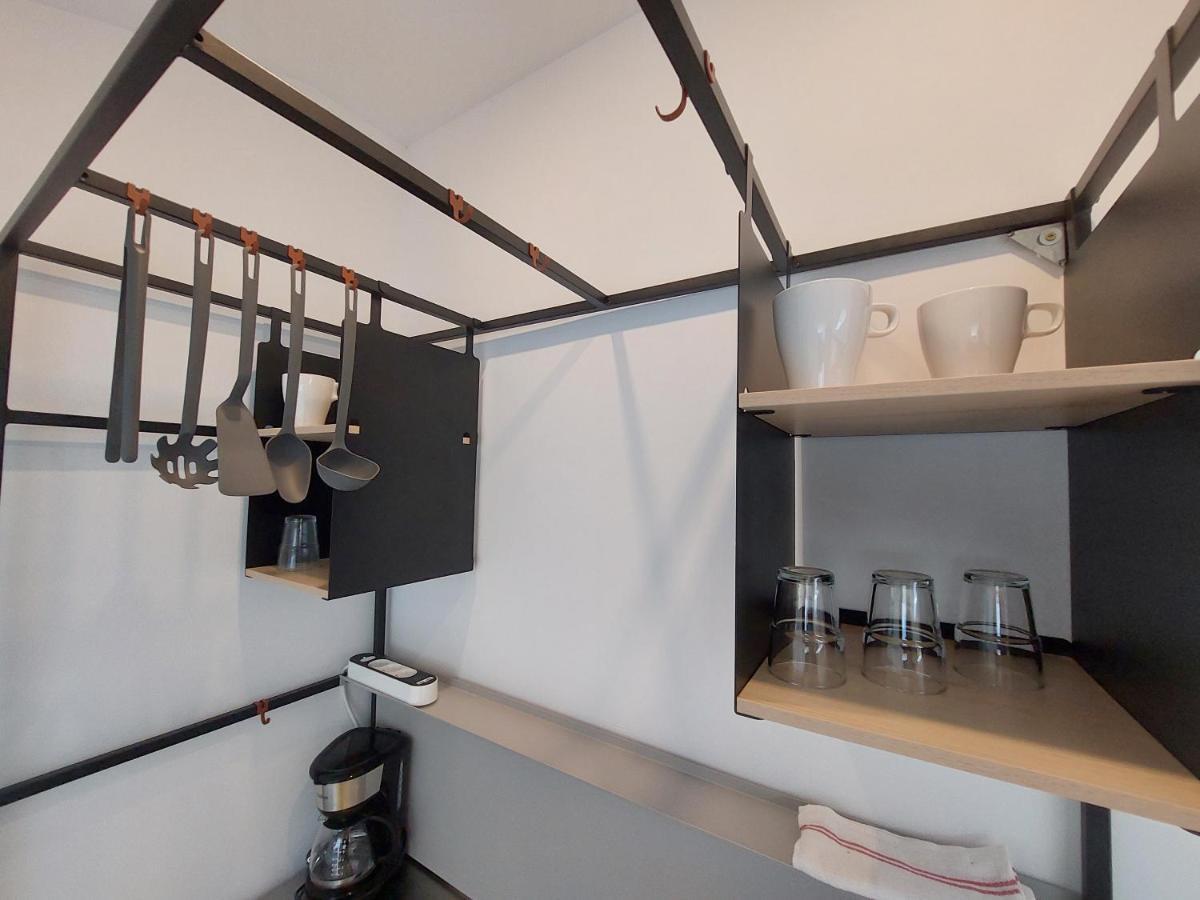 Key Apartments In Main Square Brasov Ngoại thất bức ảnh